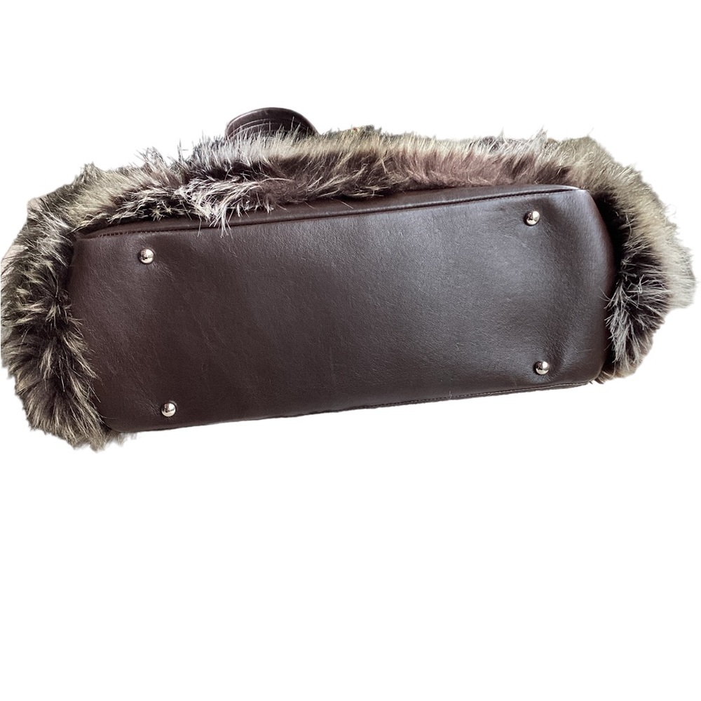 Chanel Paris Biarritz Fantasy Fur Tote. MC - Picture 8 of 16